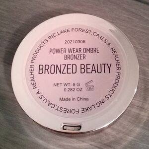 Realher Bronzed Beauty Power Wear Ombre Bronzer, New & Unused! *Box Not Included